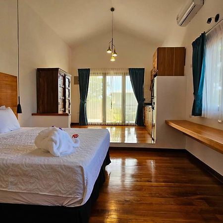 Hotel Torres Del Mar Puerto Viejo de Talamanca ภายนอก รูปภาพ