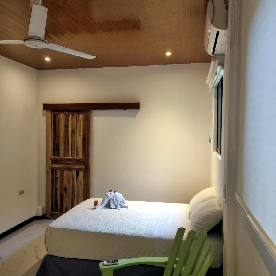 Hotel Torres Del Mar Puerto Viejo de Talamanca ภายนอก รูปภาพ