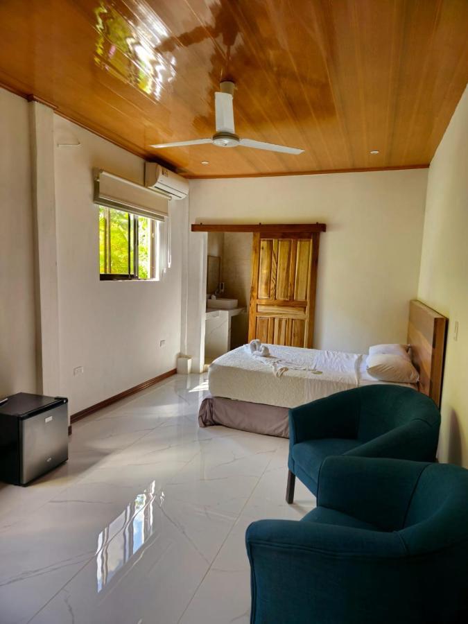Hotel Torres Del Mar Puerto Viejo de Talamanca ภายนอก รูปภาพ