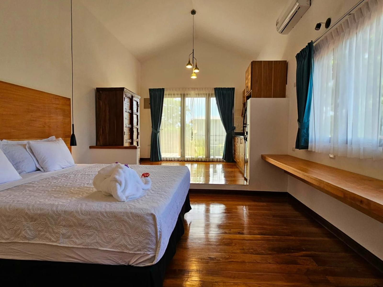 Hotel Torres Del Mar Puerto Viejo de Talamanca ภายนอก รูปภาพ